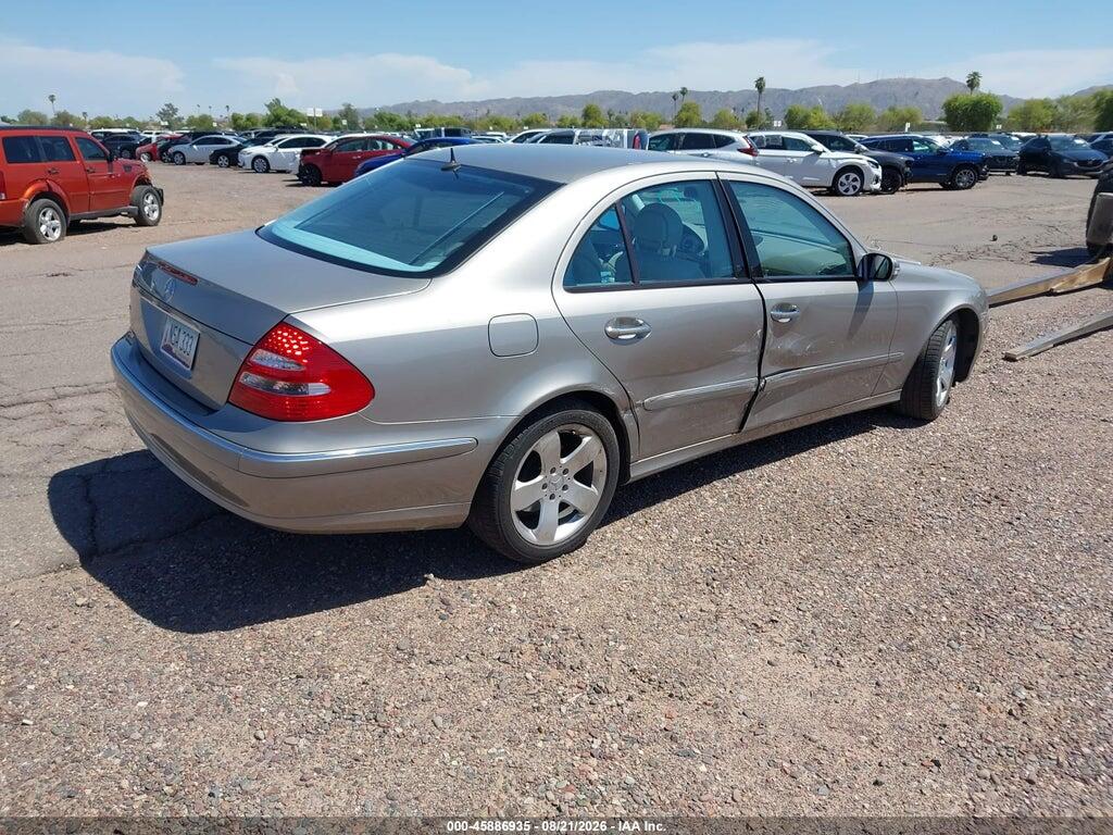 WDBUF70J54A496963 2004 MERCEDES-BENZ E 500 photo no. 4