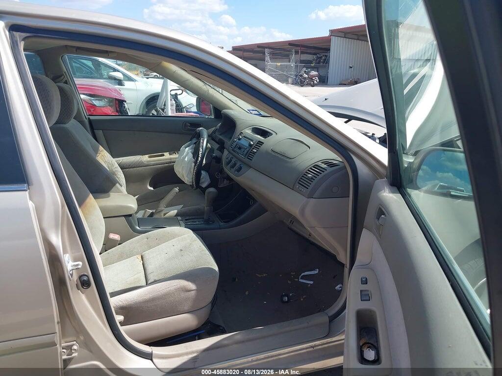 4T1BE32K54U939133 2004 TOYOTA CAMRY photo no. 5