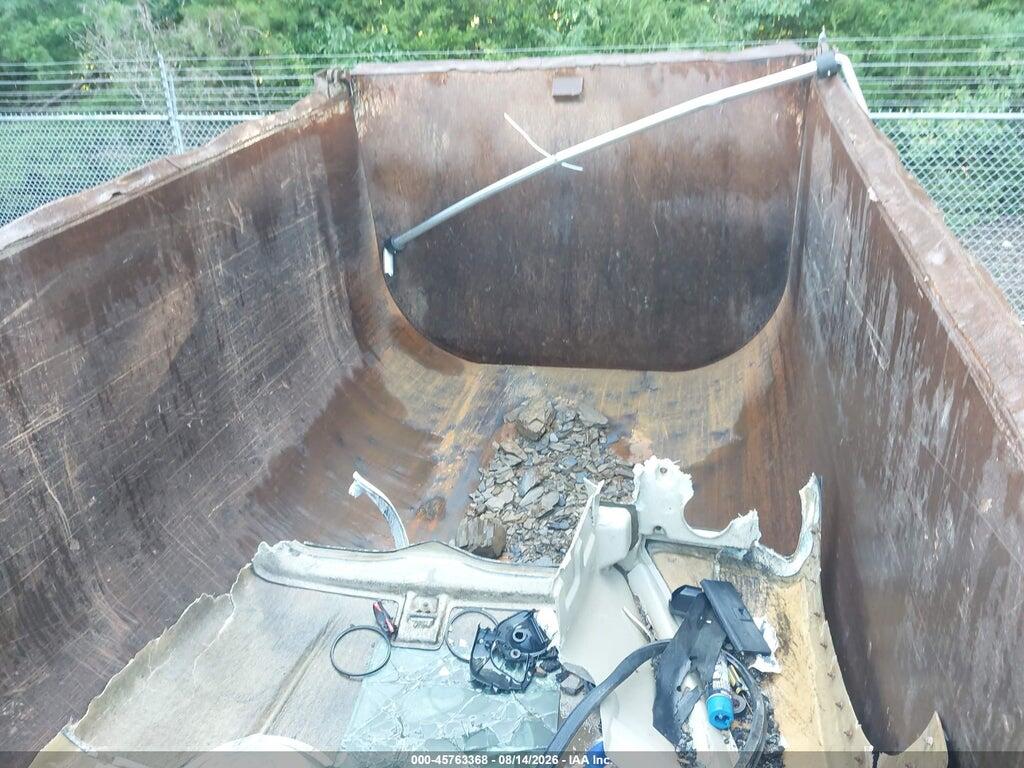1M2AG11C64M013313 2004 MACK 700 photo no. 6