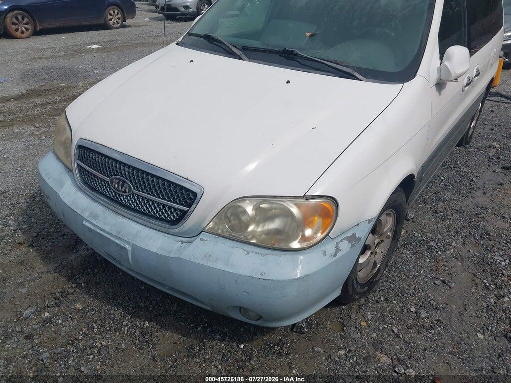 KNDUP131856635642 2005 KIA SEDONA photo no. 6