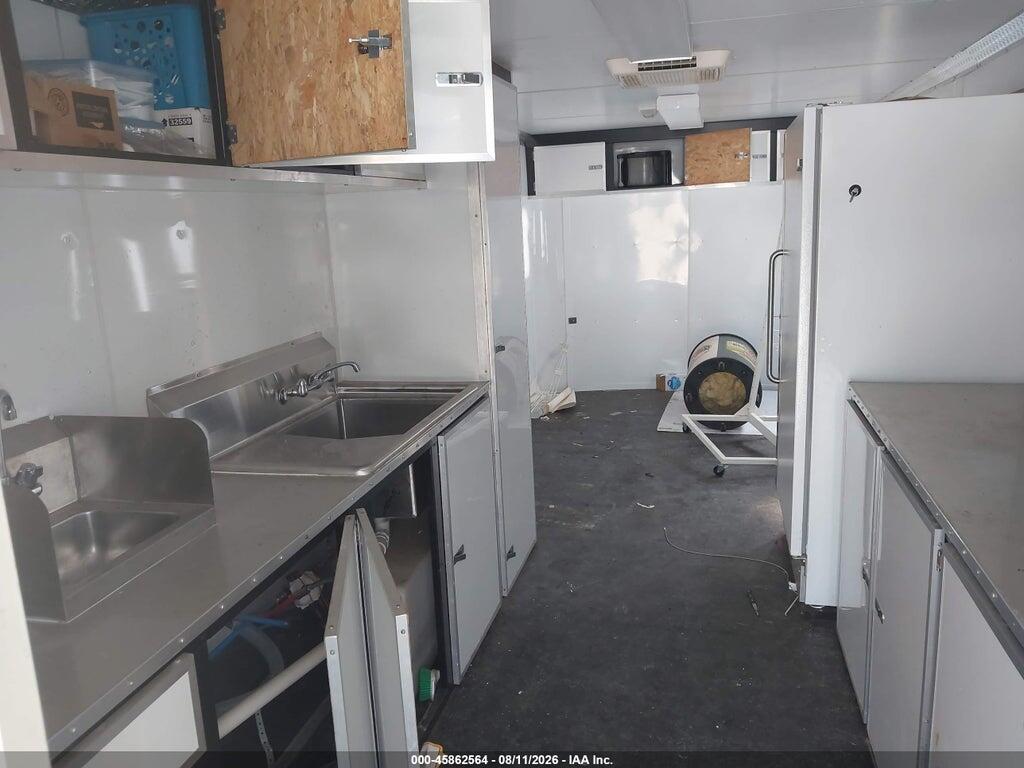 4U01S28265A026090 2005 SHDW UTILITY photo no. 11