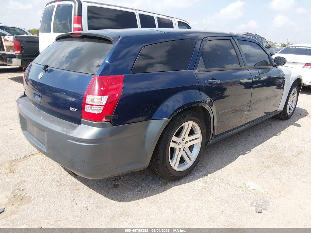 2D4FV48VX5H661110 2005 DODGE MAGNUM photo no. 4