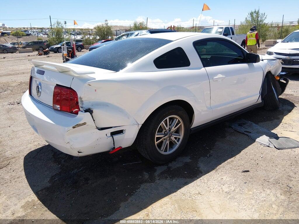 1ZVFT80N355118319 2005 FORD MUSTANG photo no. 4