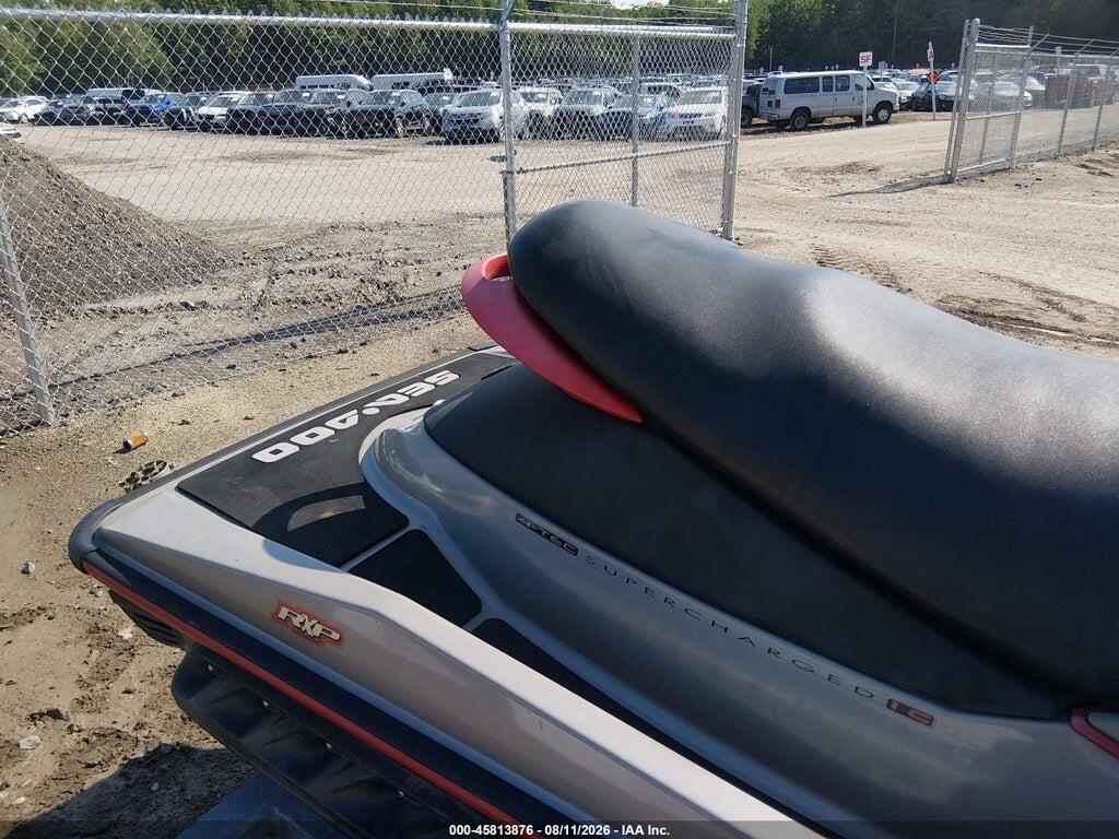 00000YDV37031A505 2005 SEADOO RXP-260 photo no. 8