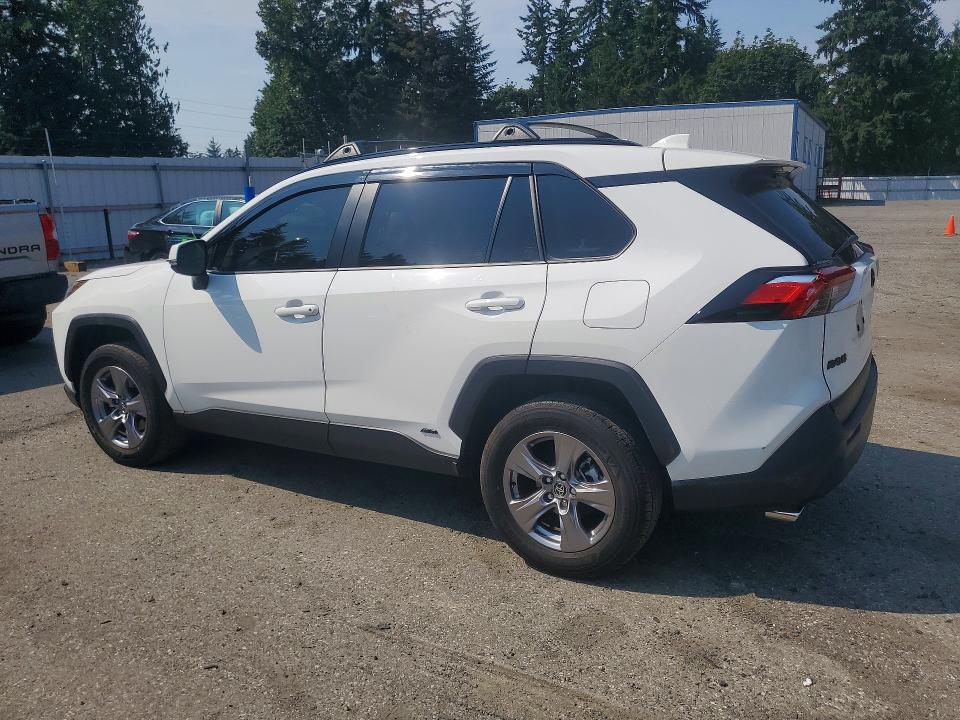 2025 TOYOTA RAV4 HYBRID XLE — Фото 2 из 13