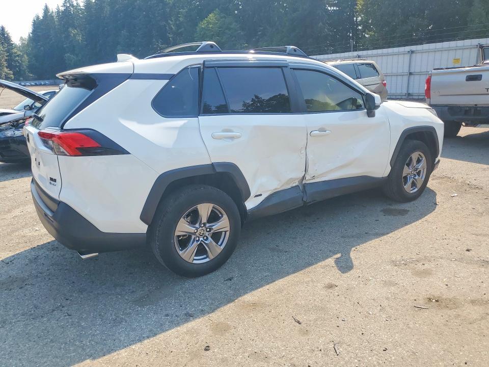 2025 TOYOTA RAV4 HYBRID XLE — Фото 3 из 13