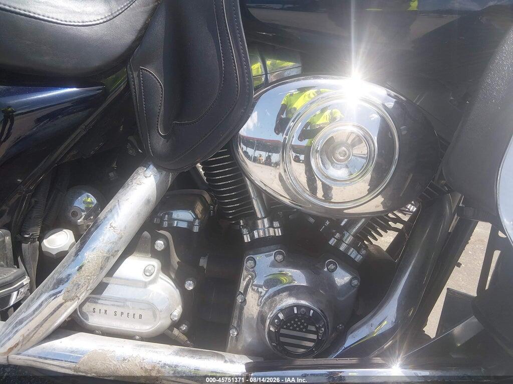 1HD1FF4158Y608617 2008 HARLEY-DAVIDSON FLHT photo no. 8