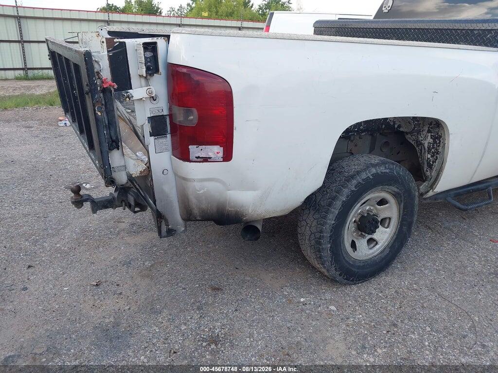 1GCHC73689F186240 2009 CHEVROLET SILVERADO 3500HD photo no. 6