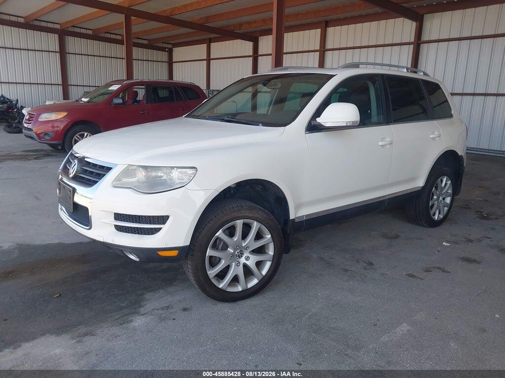 WVGFM77L89D035068 2009 VOLKSWAGEN TOUAREG 2 photo no. 2