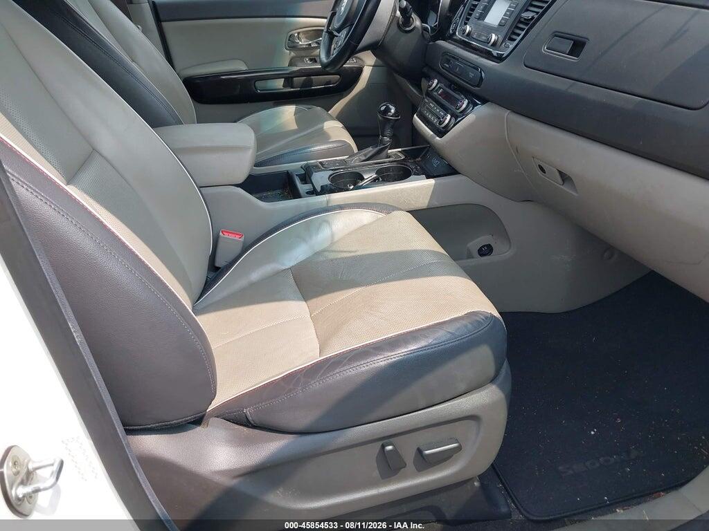 KNDMC5C13G6184853 2016 KIA SEDONA photo no. 5