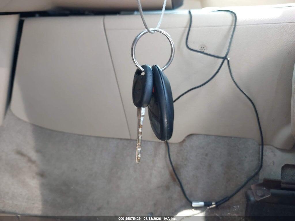 1GKUCCE05AR173971 2010 GMC YUKON photo no. 11
