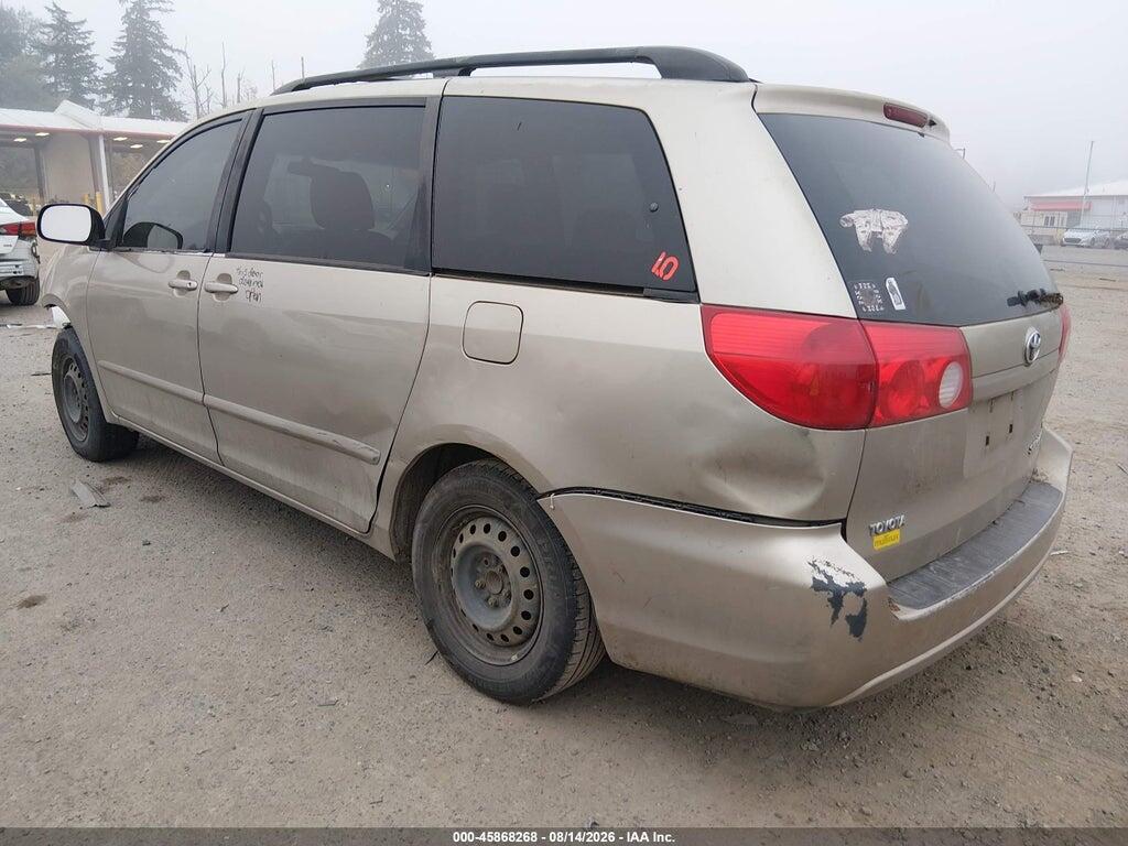 5TDKK4CC7AS289750 2010 TOYOTA SIENNA photo no. 3