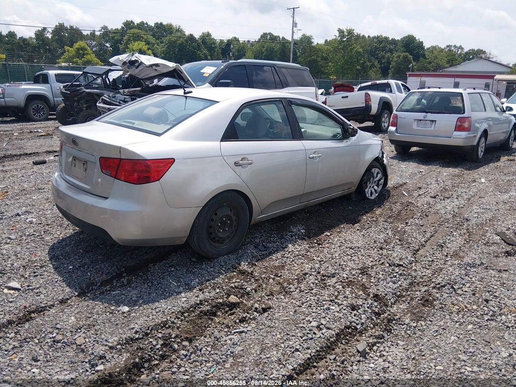 KNAFU4A25A5230074 2010 KIA FORTE photo no. 4