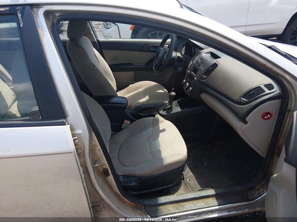KNAFU4A25A5230074 2010 KIA FORTE photo no. 5