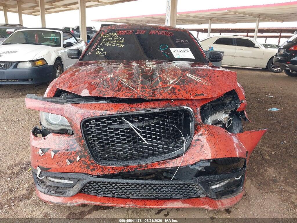 2C3CCABGXJH313837 2018 CHRYSLER 300 photo no. 12