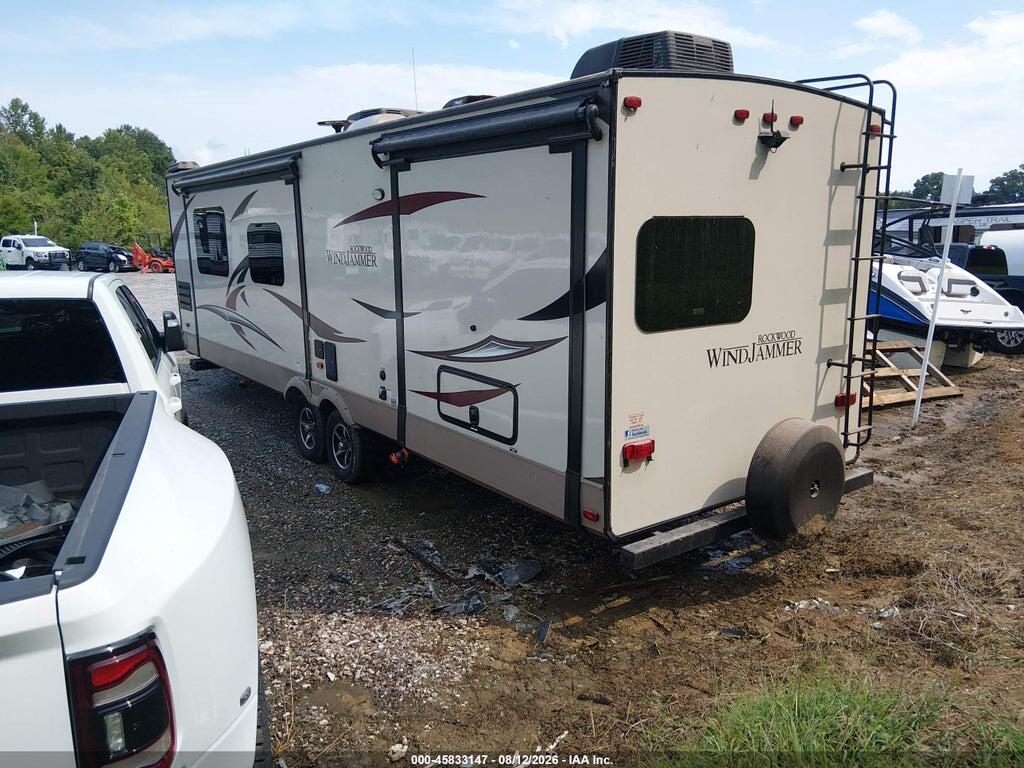 4X4TRLF27J1879760 2018 ROCKWOOD WINDJAMMER photo no. 3