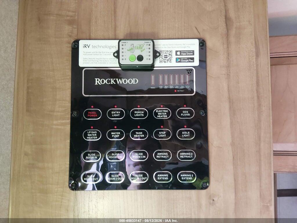 4X4TRLF27J1879760 2018 ROCKWOOD WINDJAMMER photo no. 7