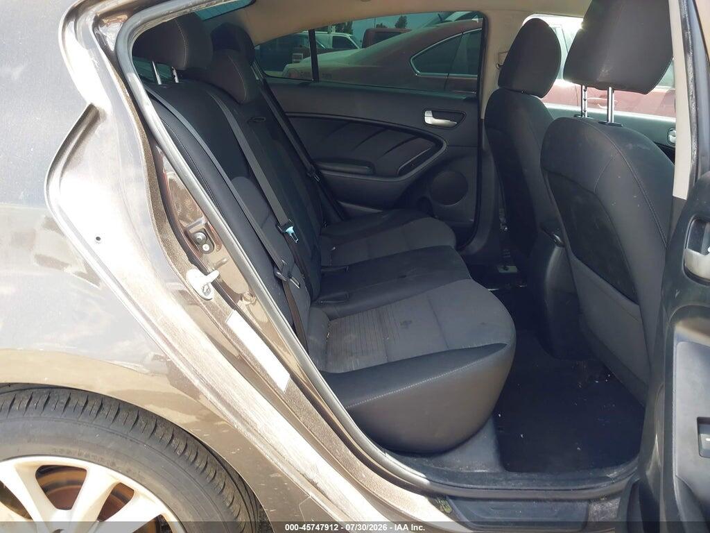 3KPFL4A76HE007297 2017 KIA FORTE photo no. 8