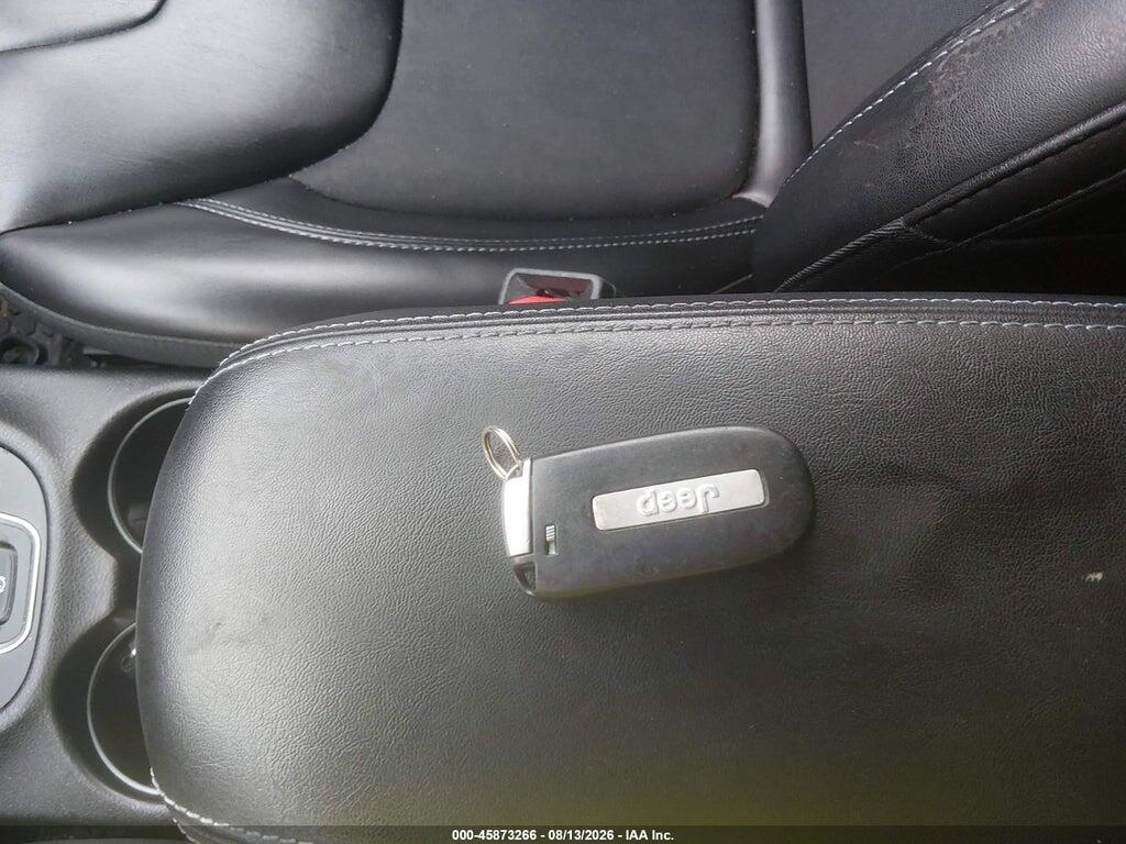 1C4PJMLB2KD161669 2019 JEEP CHEROKEE photo no. 11