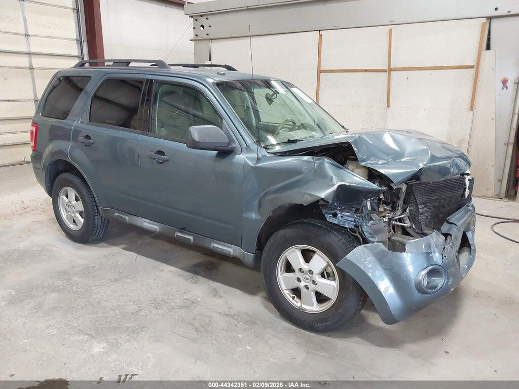 2011 FORD ESCAPE