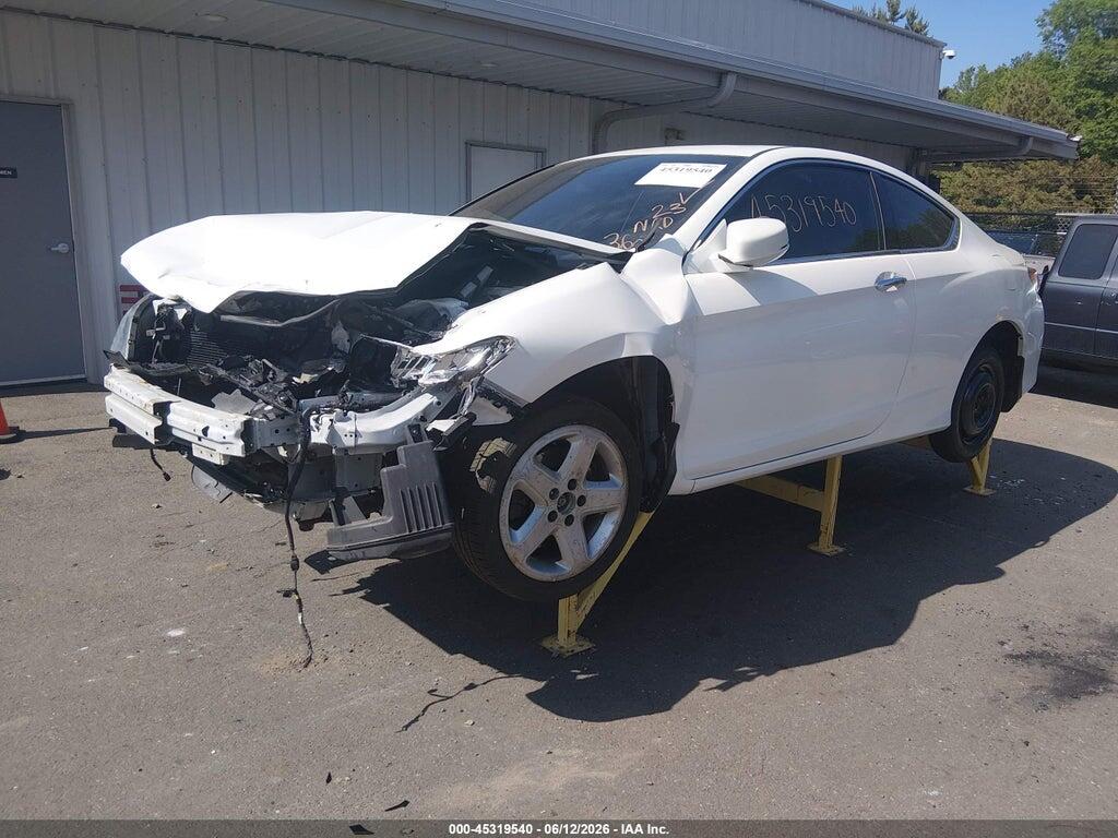 1HGCT2B06HA005806 2017 HONDA ACCORD photo no. 2