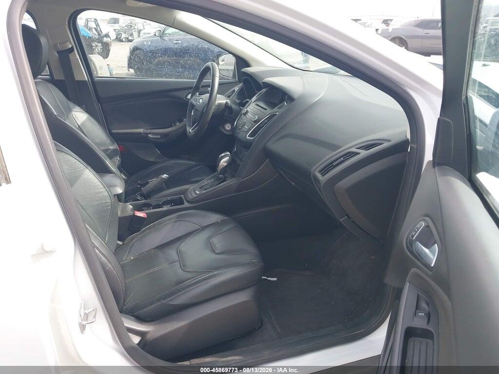 1FADP3K26GL311816 2016 FORD FOCUS photo no. 5