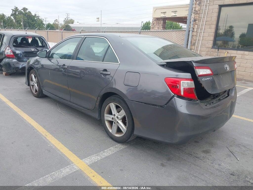 4T1BF1FK3EU366360 2014 TOYOTA CAMRY photo no. 3