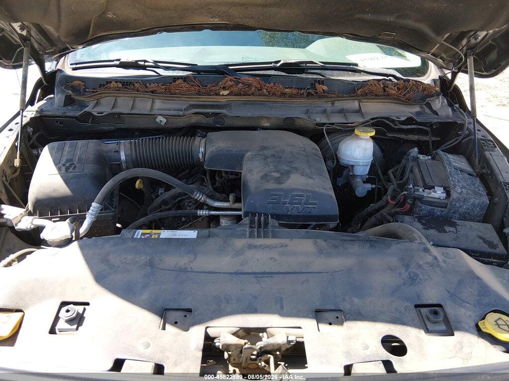 1C6RR7FG8KS648100 2019 RAM 1500 CLASSIC photo no. 10