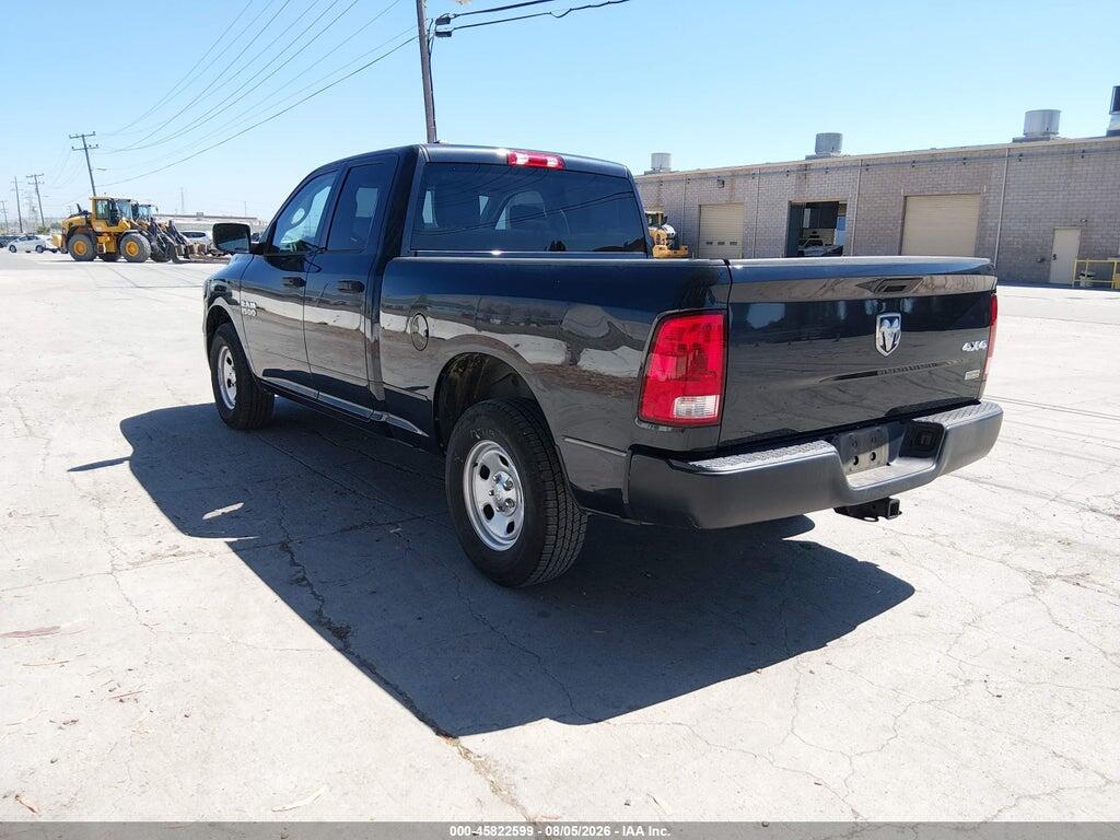 1C6RR7FG8KS648100 2019 RAM 1500 CLASSIC photo no. 3