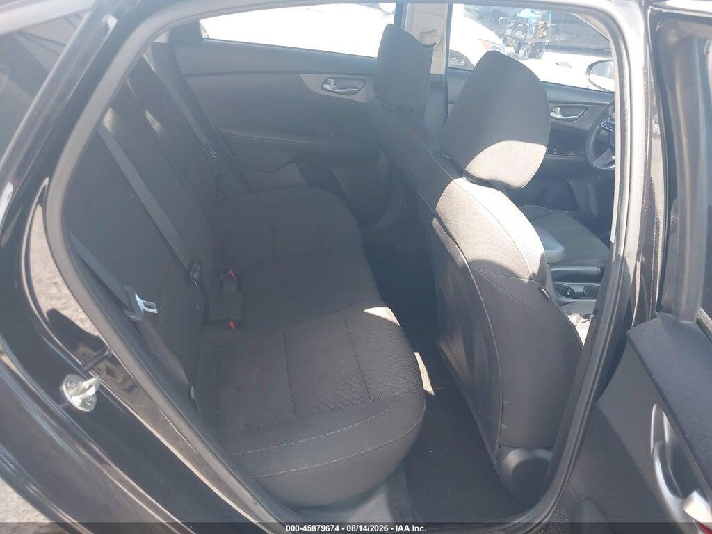 3KPF24AD7KE084986 2019 KIA FORTE photo no. 8