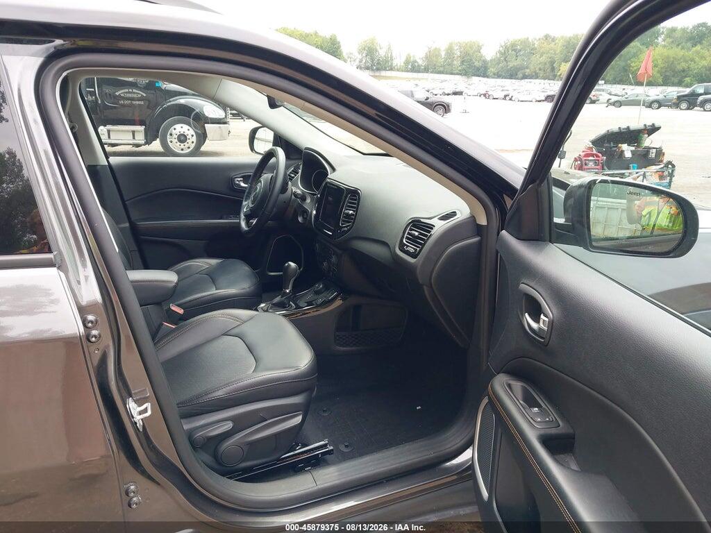 3C4NJDCB7KT674143 2019 JEEP COMPASS photo no. 5