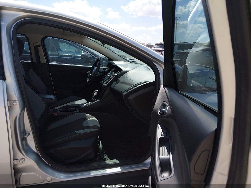 1FADP3K22EL130158 2014 FORD FOCUS photo no. 5