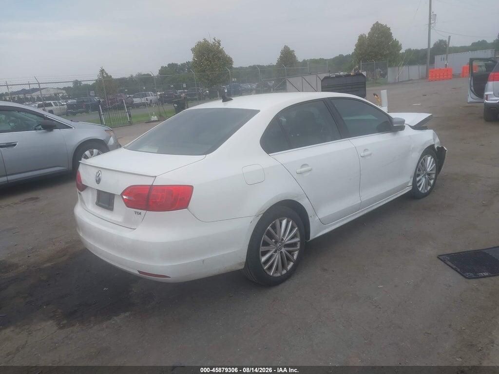 3VWLL7AJ0EM377059 2014 VOLKSWAGEN JETTA photo no. 4