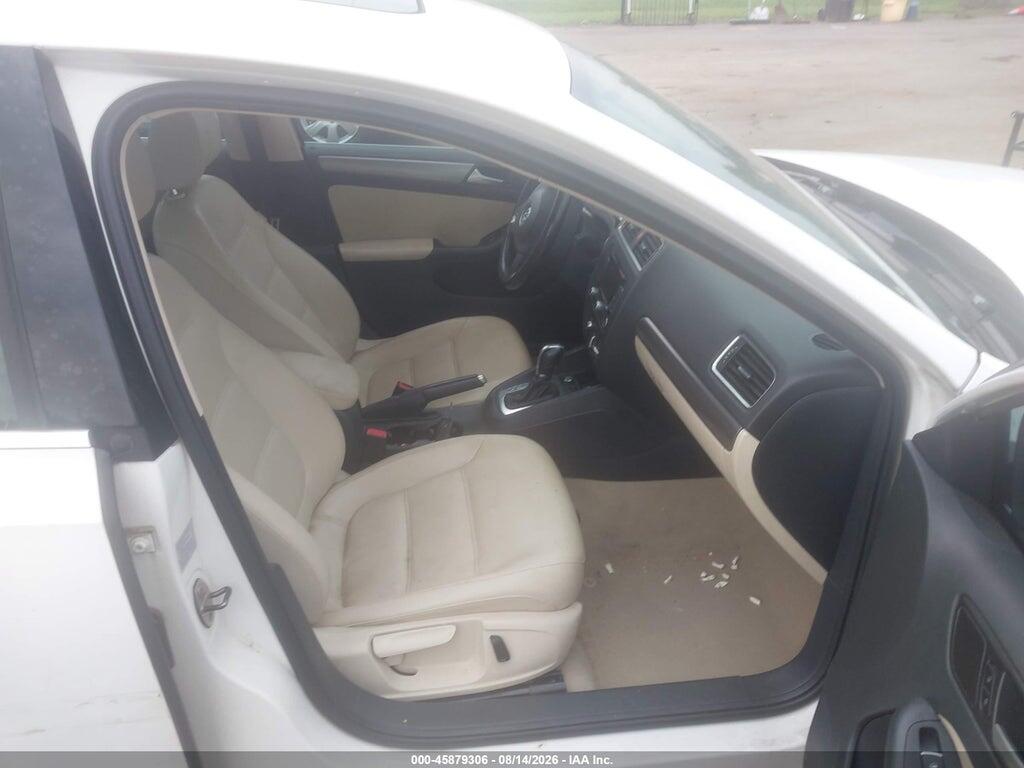 3VWLL7AJ0EM377059 2014 VOLKSWAGEN JETTA photo no. 5