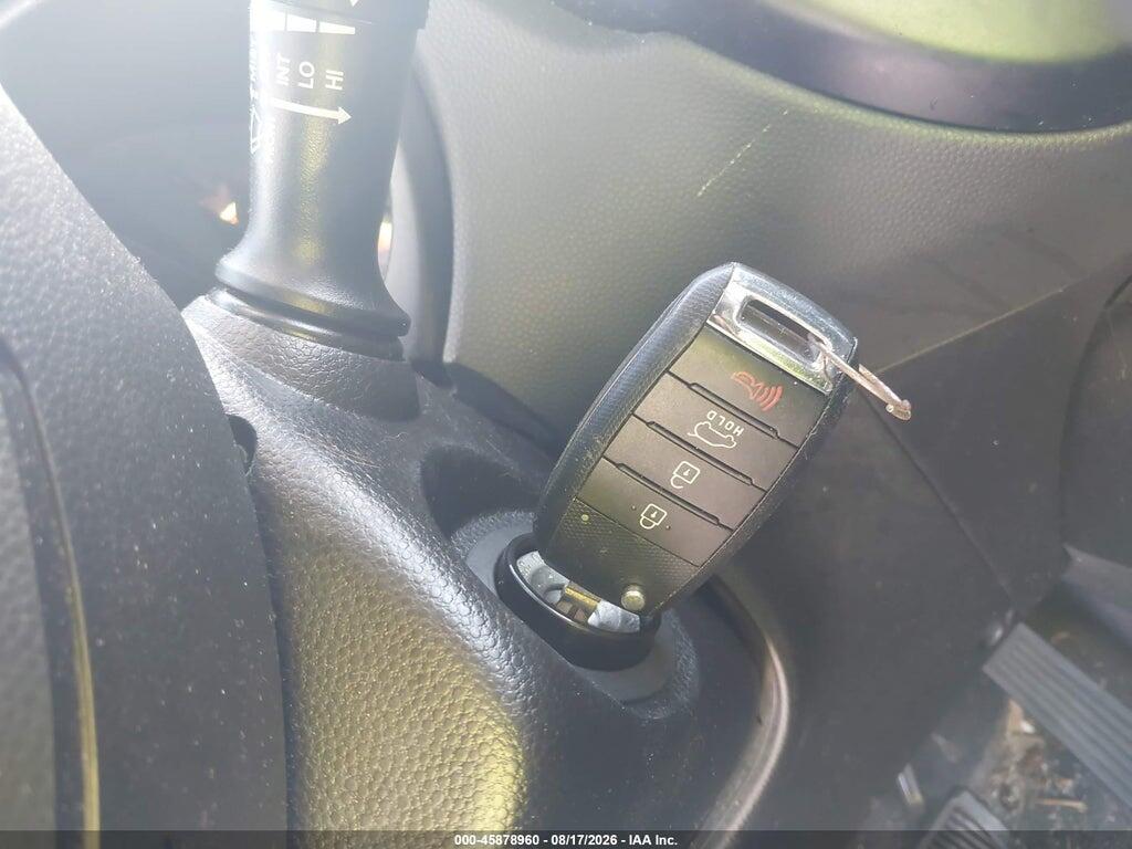 KNDJN2A2XE7737318 2014 KIA SOUL photo no. 11