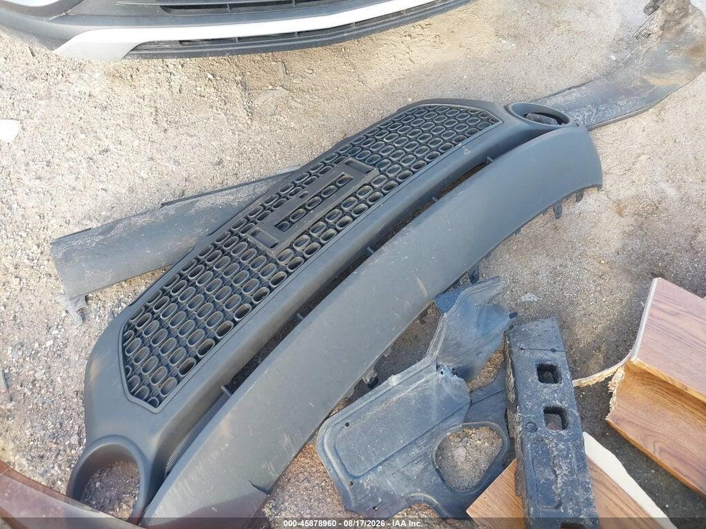KNDJN2A2XE7737318 2014 KIA SOUL photo no. 12