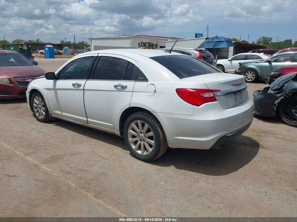 1C3CCBCG1EN185604 2014 CHRYSLER 200 photo no. 3