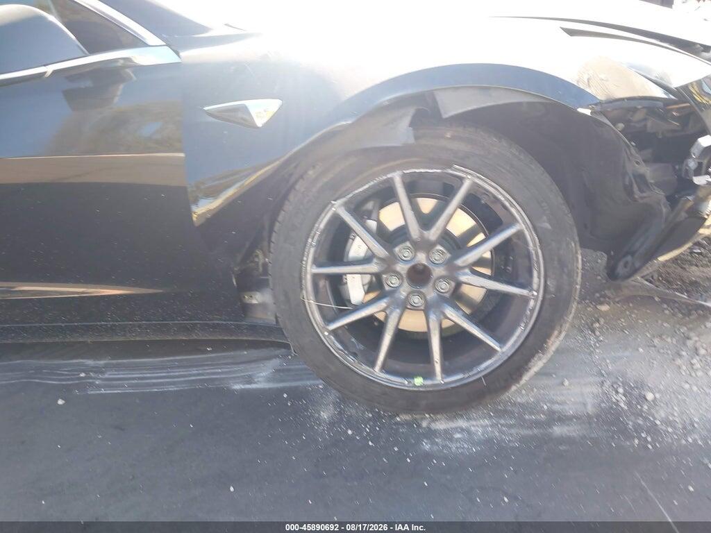 5YJ3E1EA2JF172037 2018 TESLA MODEL 3 photo no. 12