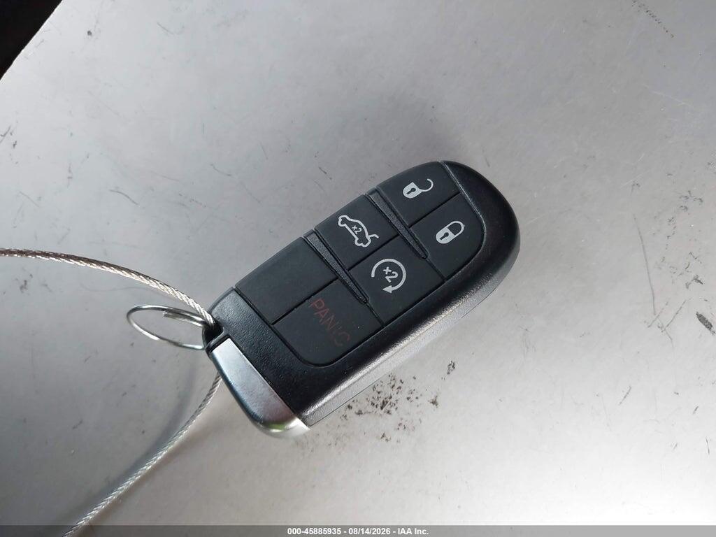 2C3CDXCT5JH133693 2018 DODGE CHARGER photo no. 11