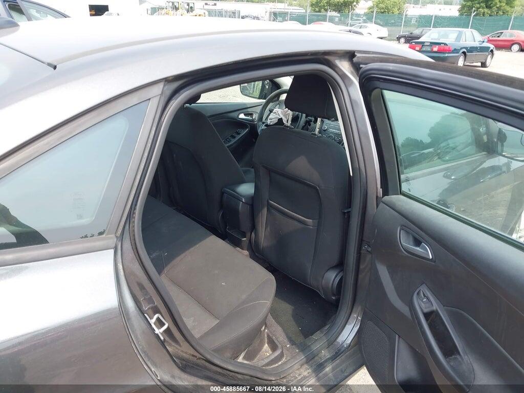 1FADP3F22JL250210 2018 FORD FOCUS photo no. 8