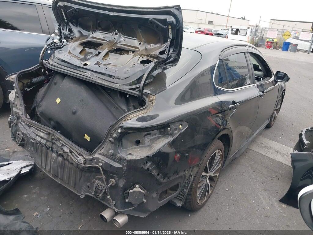 4T1B11HK7JU106470 2018 TOYOTA CAMRY photo no. 4