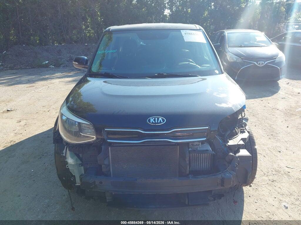 KNDJX3AA4J7899348 2018 KIA SOUL photo no. 12