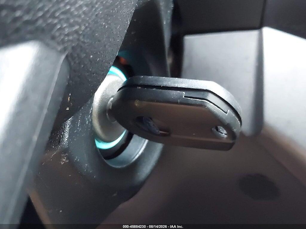 1FMCU0GD2JUA76433 2018 FORD ESCAPE photo no. 11