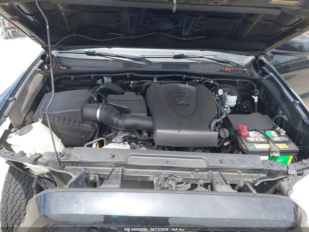 3TMAZ5CN8JM061626 2018 TOYOTA TACOMA photo no. 10
