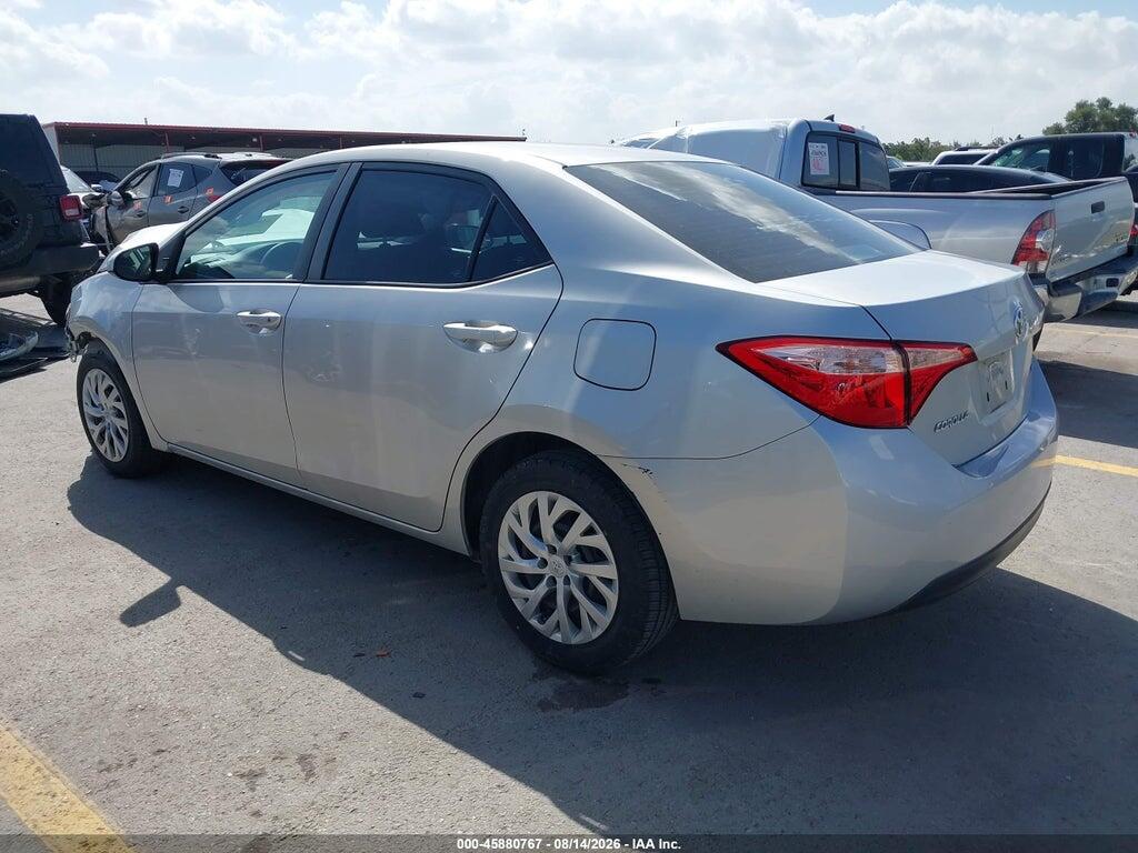 5YFBURHE4JP833471 2018 TOYOTA COROLLA photo no. 3