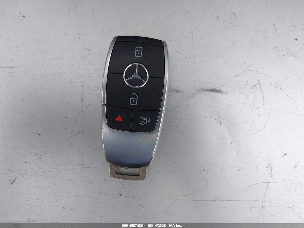 WDD3G4EB8KW000490 2019 MERCEDES-BENZ A photo no. 11