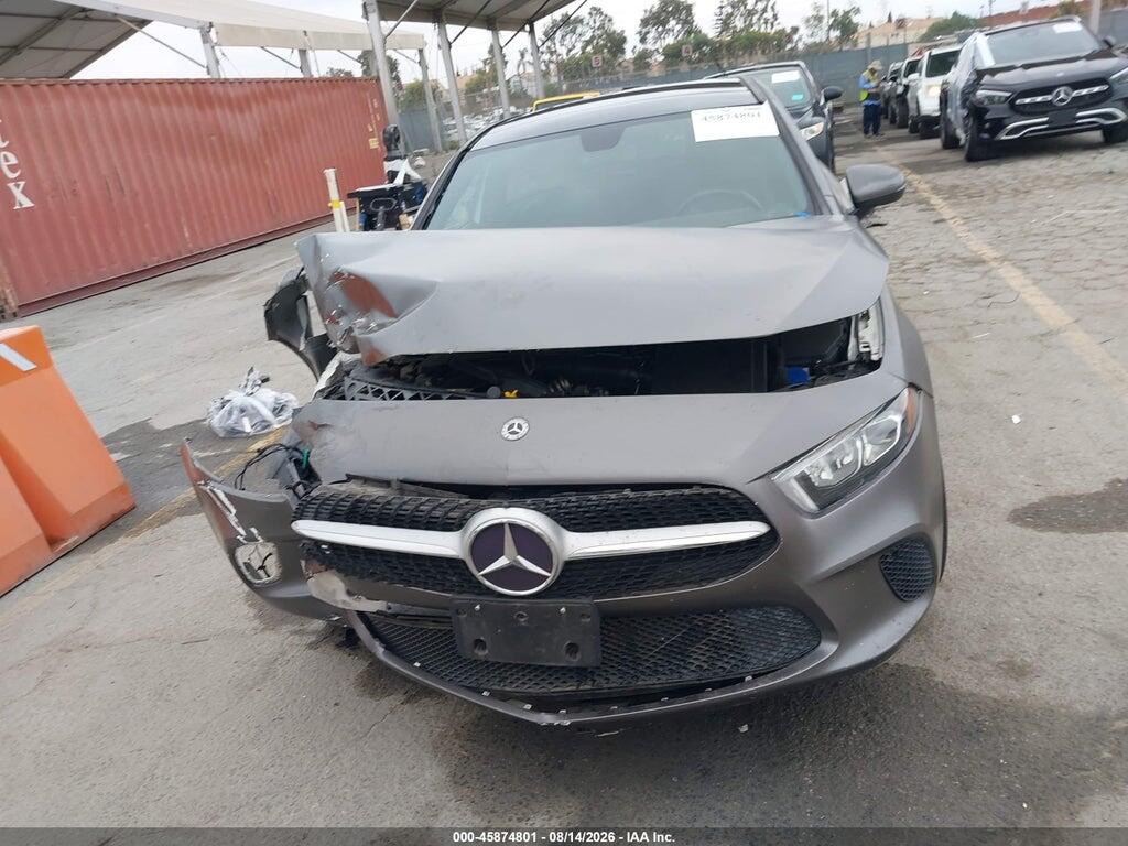 WDD3G4EB8KW000490 2019 MERCEDES-BENZ A photo no. 12