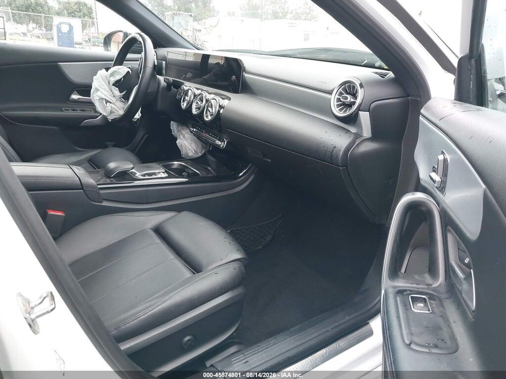 WDD3G4EB8KW000490 2019 MERCEDES-BENZ A photo no. 5