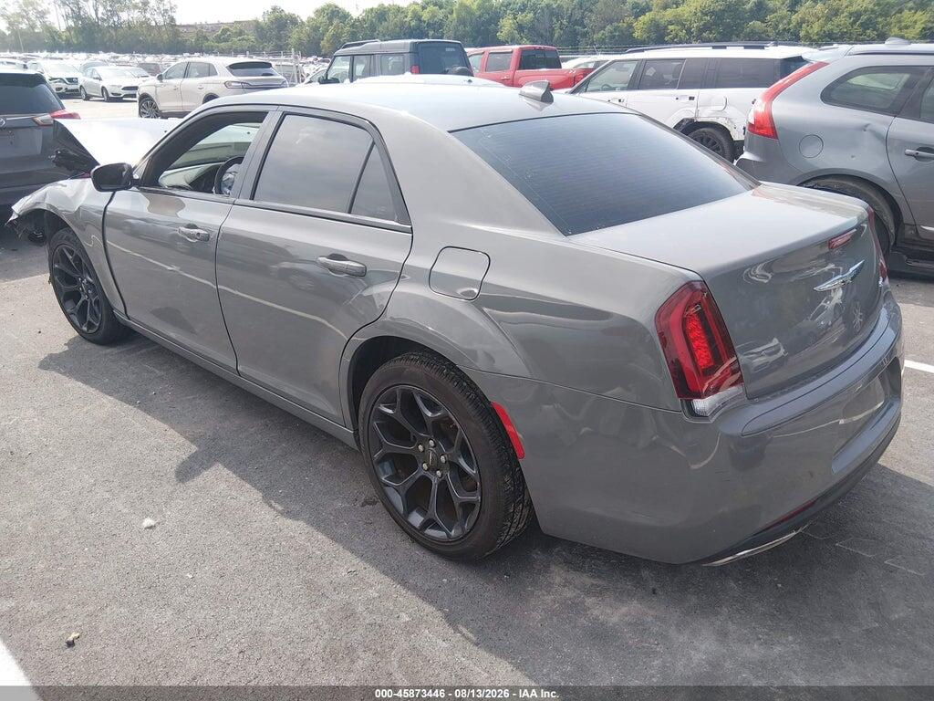 2C3CCABG8KH654140 2019 CHRYSLER 300 photo no. 3