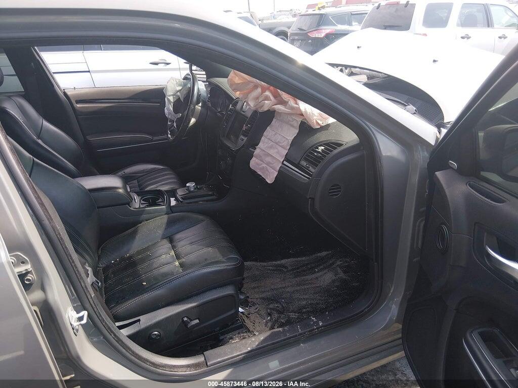 2C3CCABG8KH654140 2019 CHRYSLER 300 photo no. 5